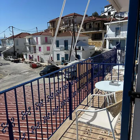 Apartment Anemologio Fine Village Living