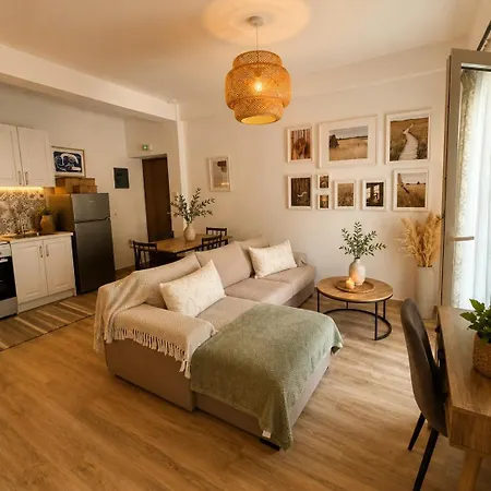 アパート Anemologio Fine Village Living *